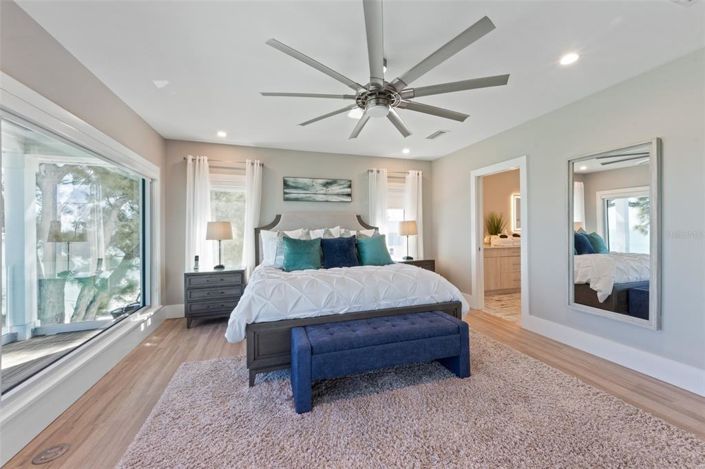 Image No.33-4 Bed Property for sale