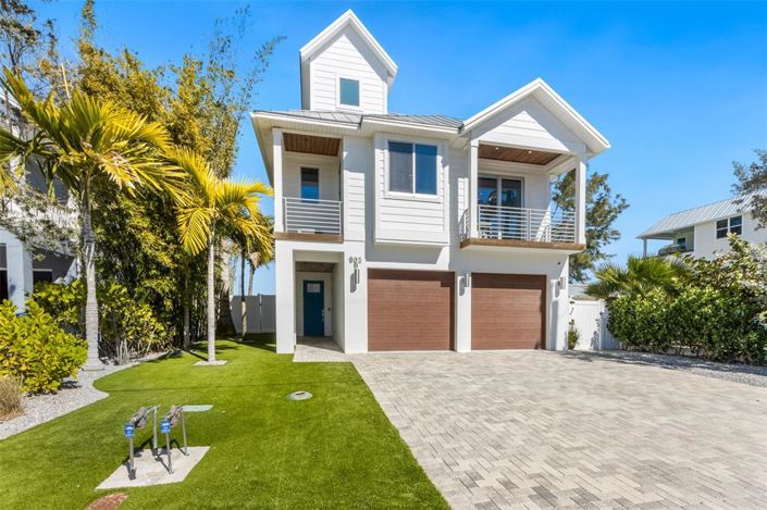 Image No.9-4 Bed Property for sale