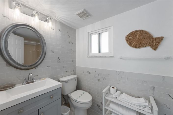 Image No.16-3 Bed Property for sale