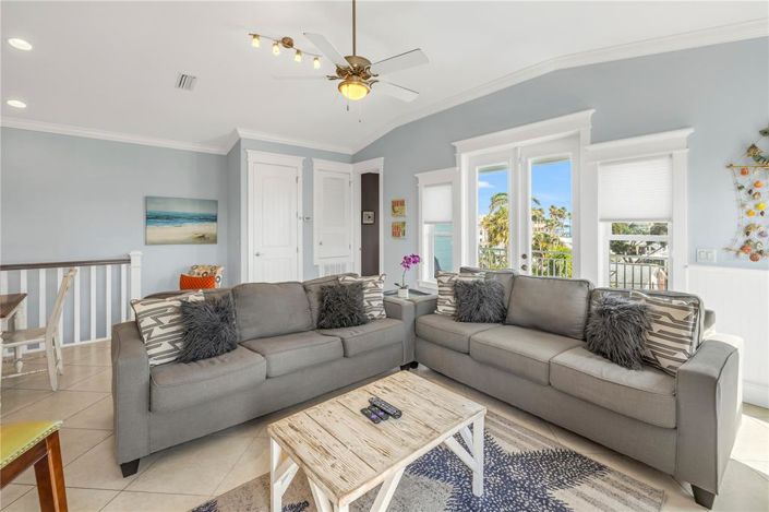 Image No.29-8 Bed Property for sale