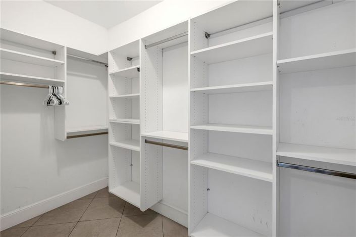 Image No.41-8 Bed Property for sale