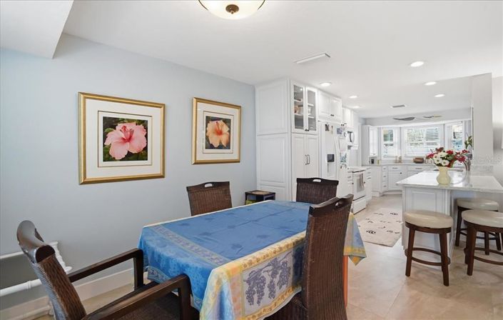 Image No.18-2 Bed Property for sale