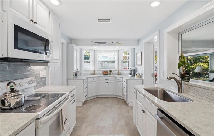 Image No.23-2 Bed Property for sale