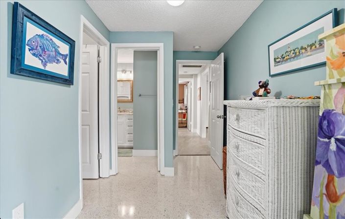 Image No.31-2 Bed Property for sale