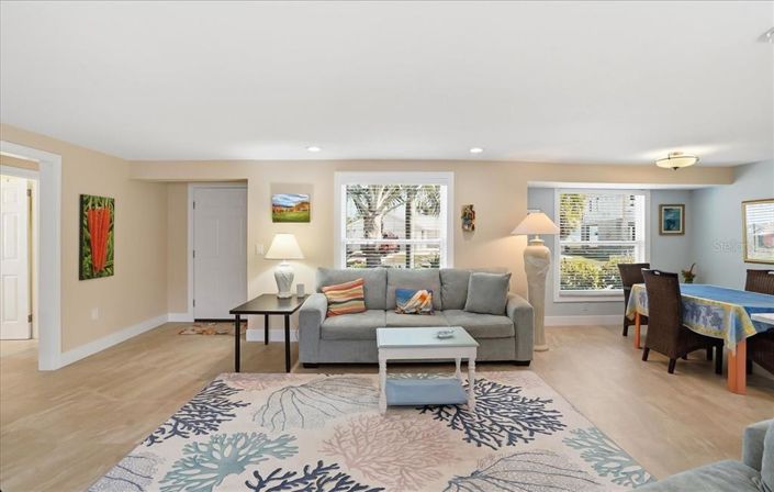 Image No.9-2 Bed Property for sale