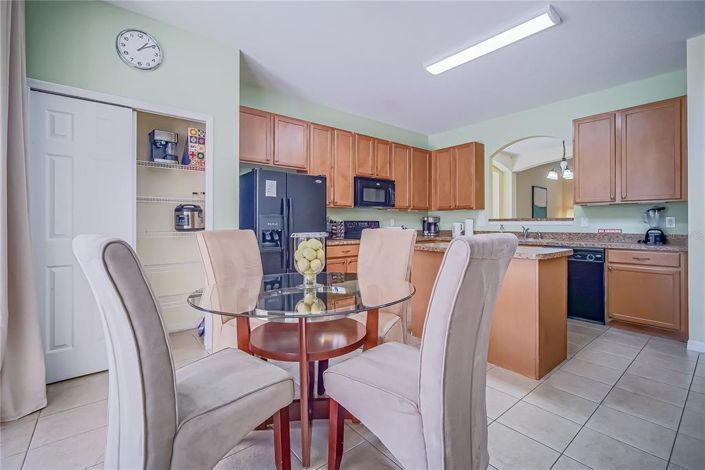 Image No.9-Propriété de 5 chambres à vendre à Davenport