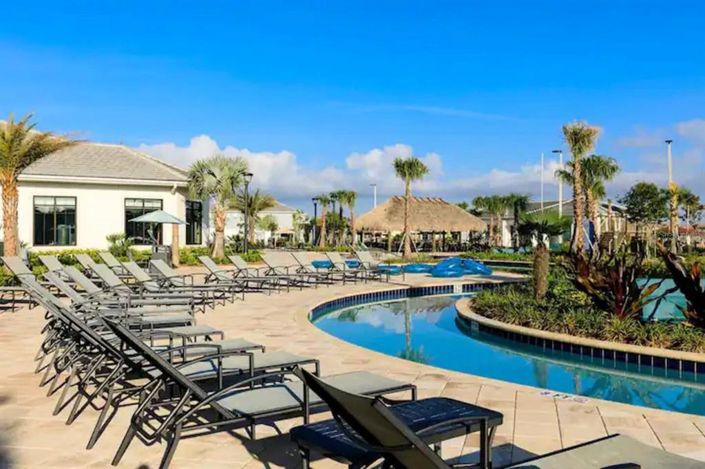 Image No.10-5 Bed Townhouse for sale