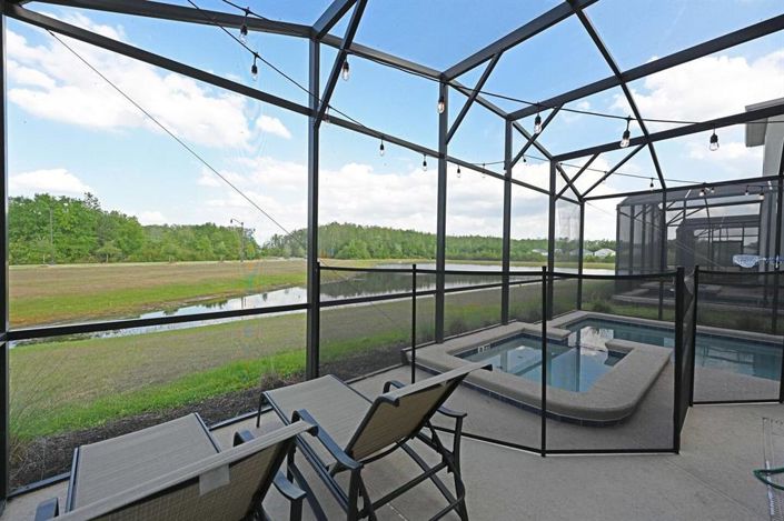 Image No.35-5 Bed Townhouse for sale