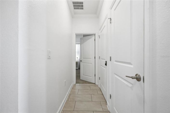 Image No.20-8 Bed Property for sale