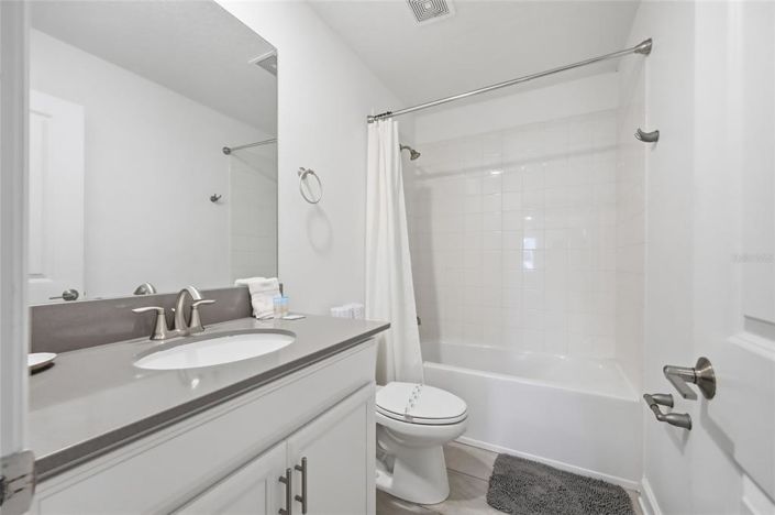 Image No.45-8 Bed Property for sale