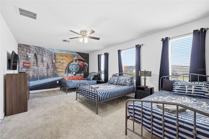 Image No.46-8 Bed Property for sale