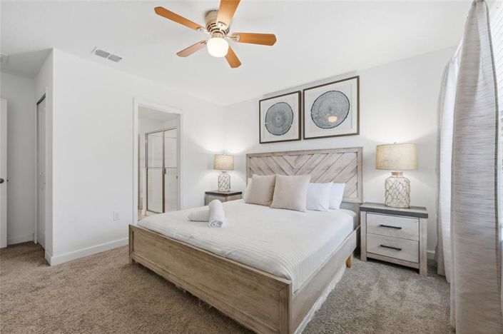 Image No.56-8 Bed Property for sale