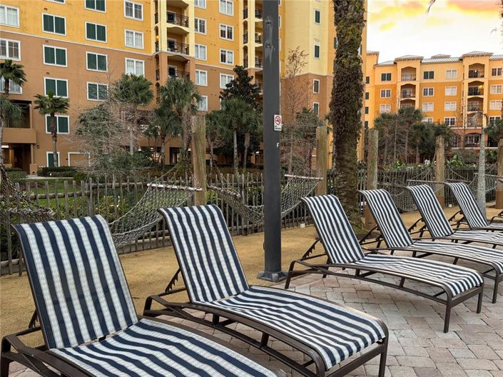 Image No.24-3 Bed Property for sale