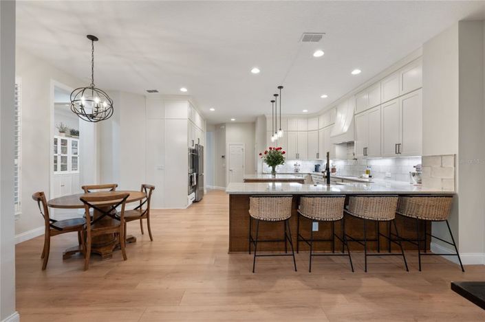 Image No.14-5 Bed Property for sale