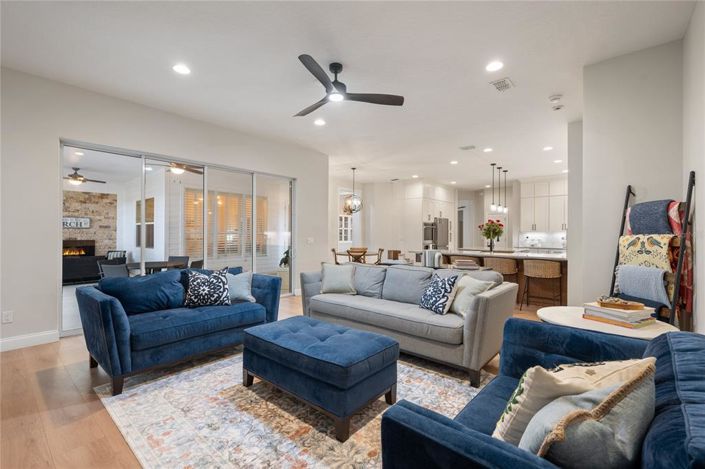 Image No.19-5 Bed Property for sale