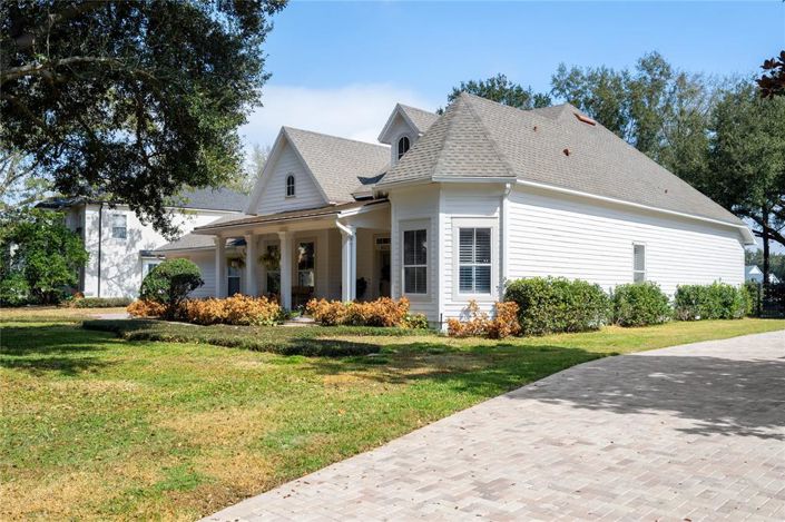 Image No.46-5 Bed Property for sale