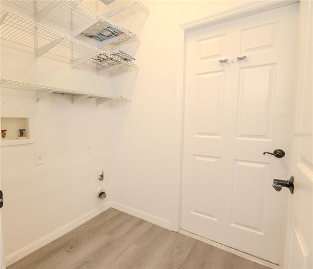 Image No.19-4 Bed Property for sale