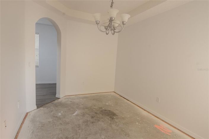 Image No.20-4 Bed Property for sale