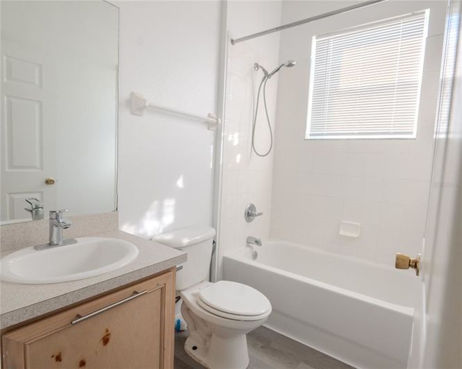 Image No.9-4 Bed Property for sale