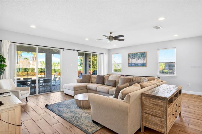 Image No.8-Propriété de 9 chambres à vendre à Kissimmee