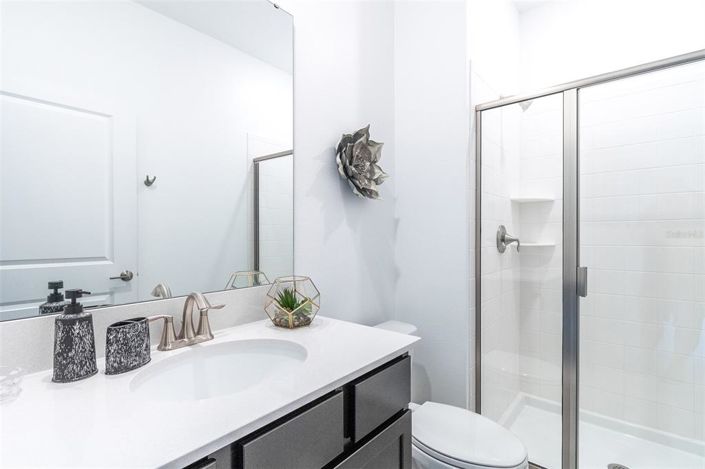 Image No.17-4 Bed Townhouse for sale