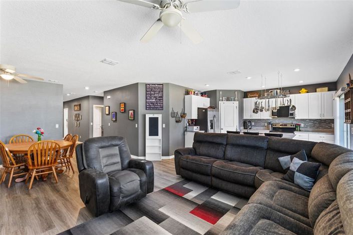 Image No.5-4 Bed Property for sale