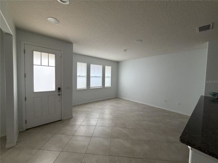 Image No.2-Propriété de 4 chambres à vendre à Kissimmee