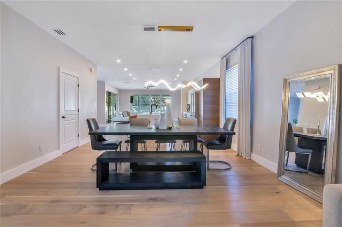 Image No.18-Propriété de 4 chambres à vendre à Windermere