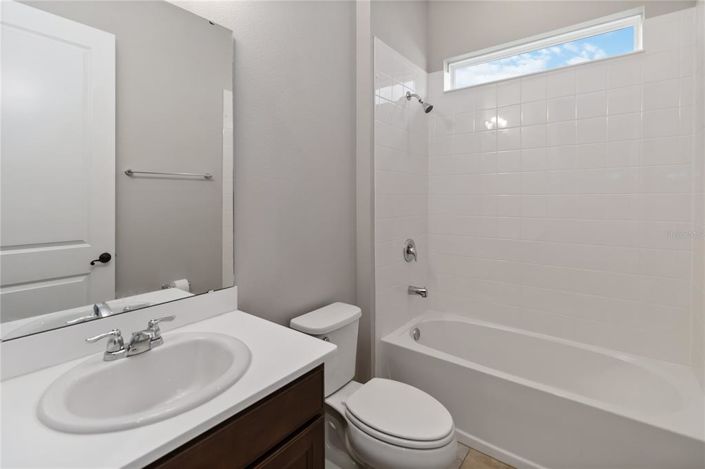 Image No.20-3 Bed Property for sale