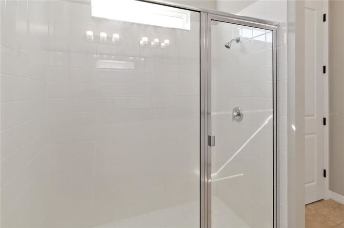 Image No.25-3 Bed Property for sale