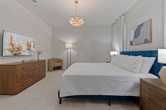 Image No.12-10 Bed Property for sale