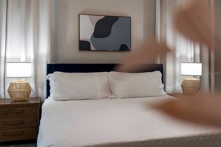 Image No.14-10 Bed Property for sale