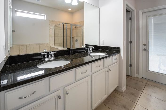 Image No.17-Propriété de 8 chambres à vendre à Kissimmee