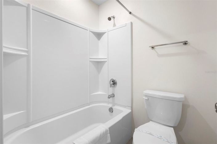 Image No.30-7 Bed Property for sale