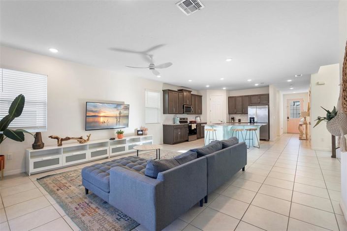 Image No.7-7 Bed Property for sale