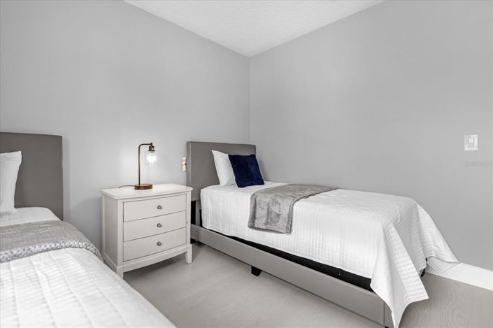 Image No.18-4 Bed Townhouse for sale