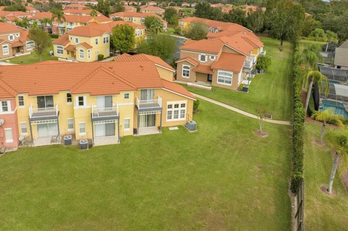 Image No.26-4 Bed Townhouse for sale