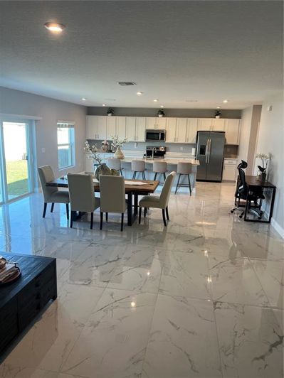 Image No.9-Propriété de 4 chambres à vendre à Kissimmee