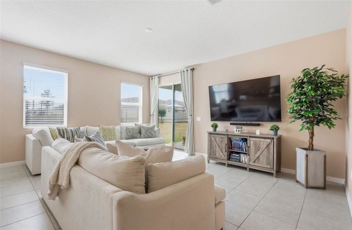 Image No.14-4 Bed Property for sale