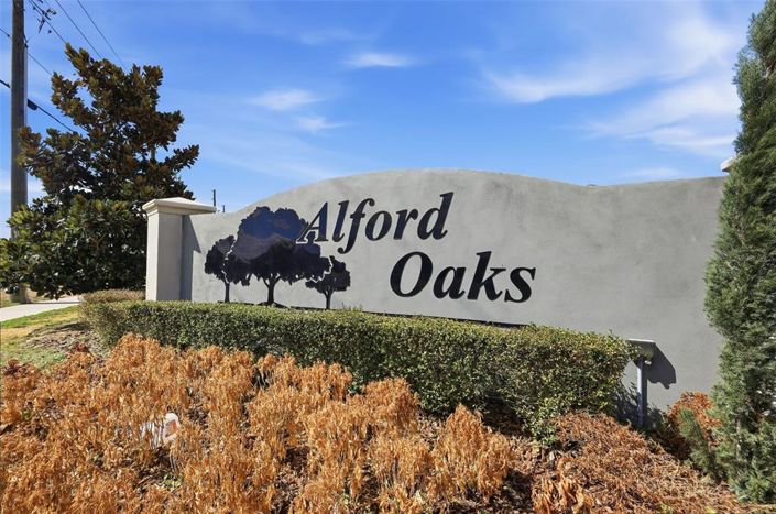 Image No.48-4 Bed Property for sale