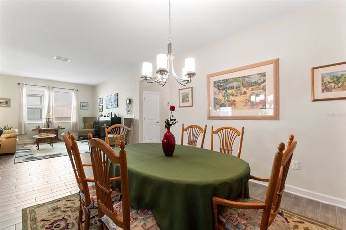 Image No.17-4 Bed Property for sale