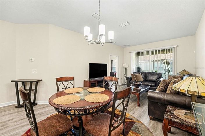 Image No.10-Maison de ville de 2 chambres à vendre à Davenport