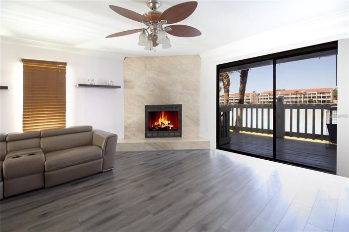 Image No.6-2 Bed Townhouse for sale