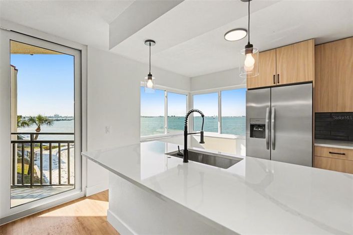 Image No.11-2 Bed Property for sale