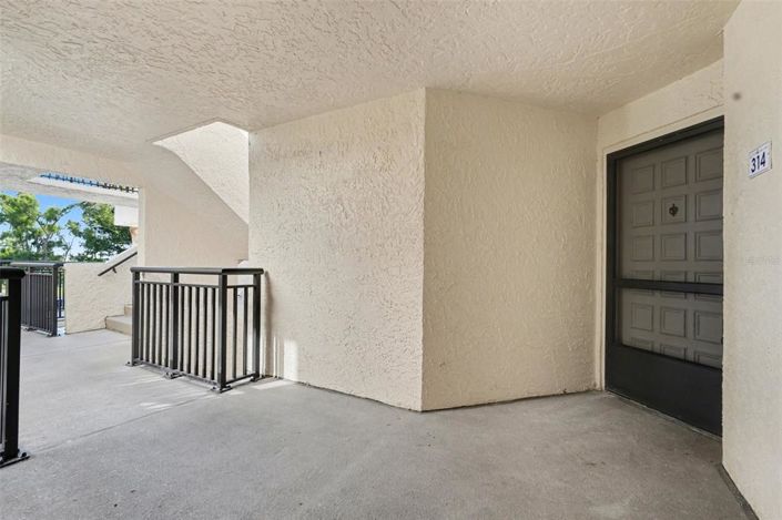 Image No.2-2 Bed Property for sale