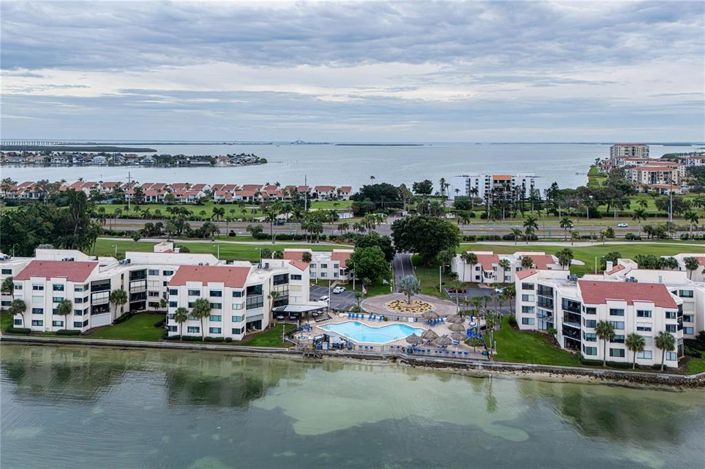 Image No.33-2 Bed Property for sale