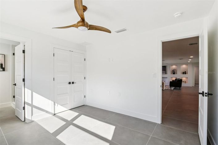 Image No.22-4 Bed Property for sale