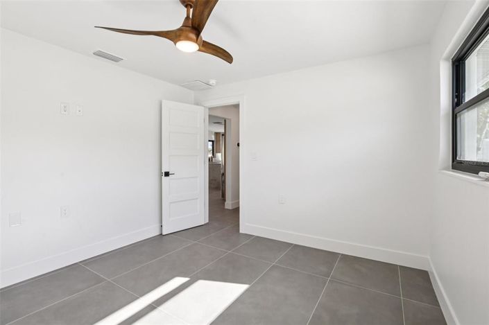 Image No.28-4 Bed Property for sale