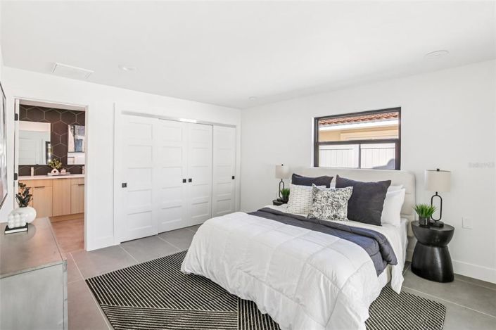 Image No.35-4 Bed Property for sale