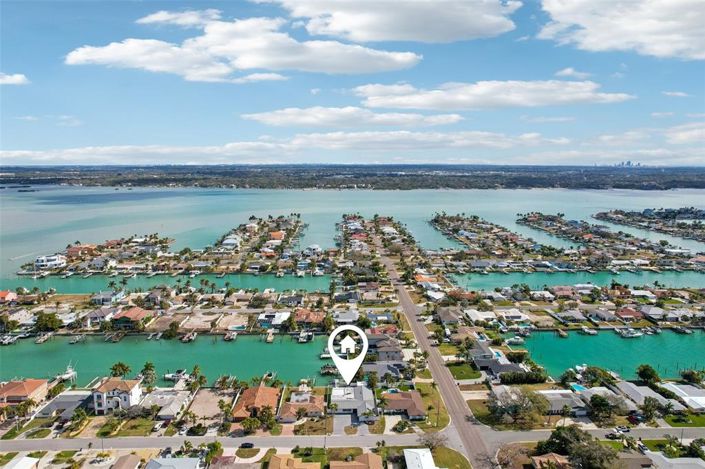 Image No.49-4 Bed Property for sale